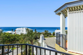 Cosy apartment with ocean views, Sunshine Beach
